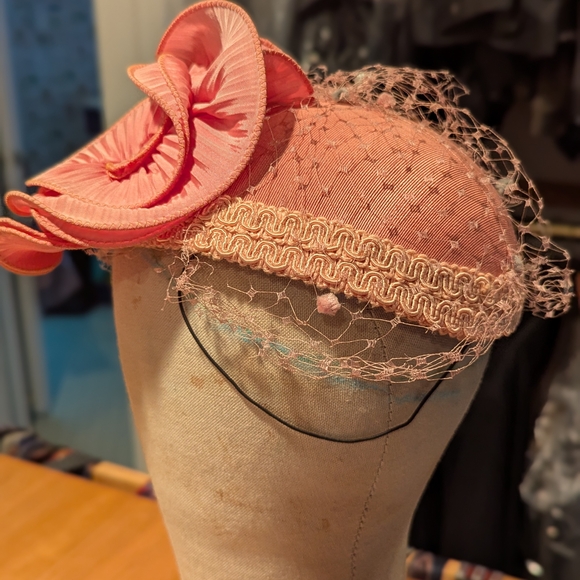Eric Javits Pink Lace Fascinator Hat - Picture 5 of 7